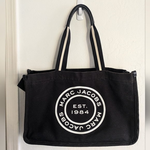 MARC JACOBS CANVAS LARGE TOTE BLACK. - Picture 2 of 15